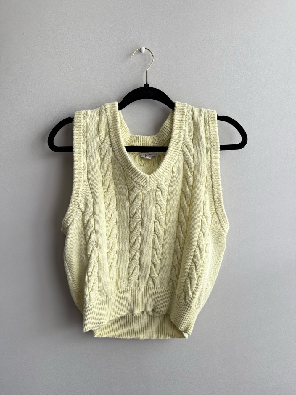 American Eagle Outfitters Cable-Knit V-Neck Sweater Vest in Butter Yellow